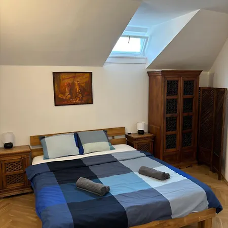 Διαμέρισμα Cozy In The Centre Of *